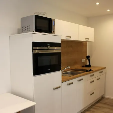 Mit Kueche, 2 Einzelbetten, Dusche, Parkplatz, Schnellem Internet, Ada7 Apartamento Kulmbach