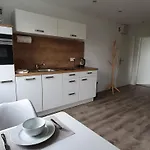 Mit Kueche, 2 Einzelbetten, Dusche, Parkplatz, Schnellem Internet, Ada7